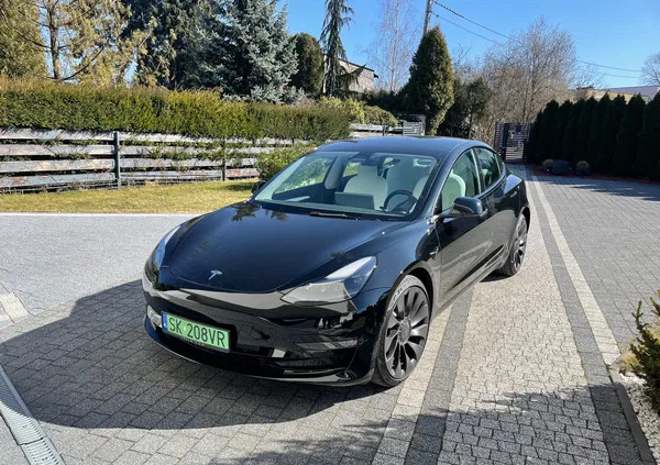 tesla łódzkie Tesla Model 3 cena 169000 przebieg: 62889, rok produkcji 2022 z Katowice